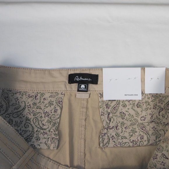 2 new Reitmans The Chino women's casual shorts. - Picture 9 of 9